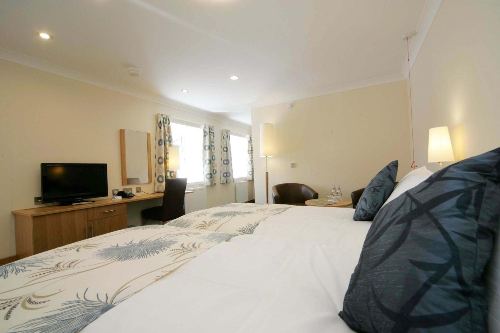 Woodland Bay Hotel Girvan Oda fotoğraf